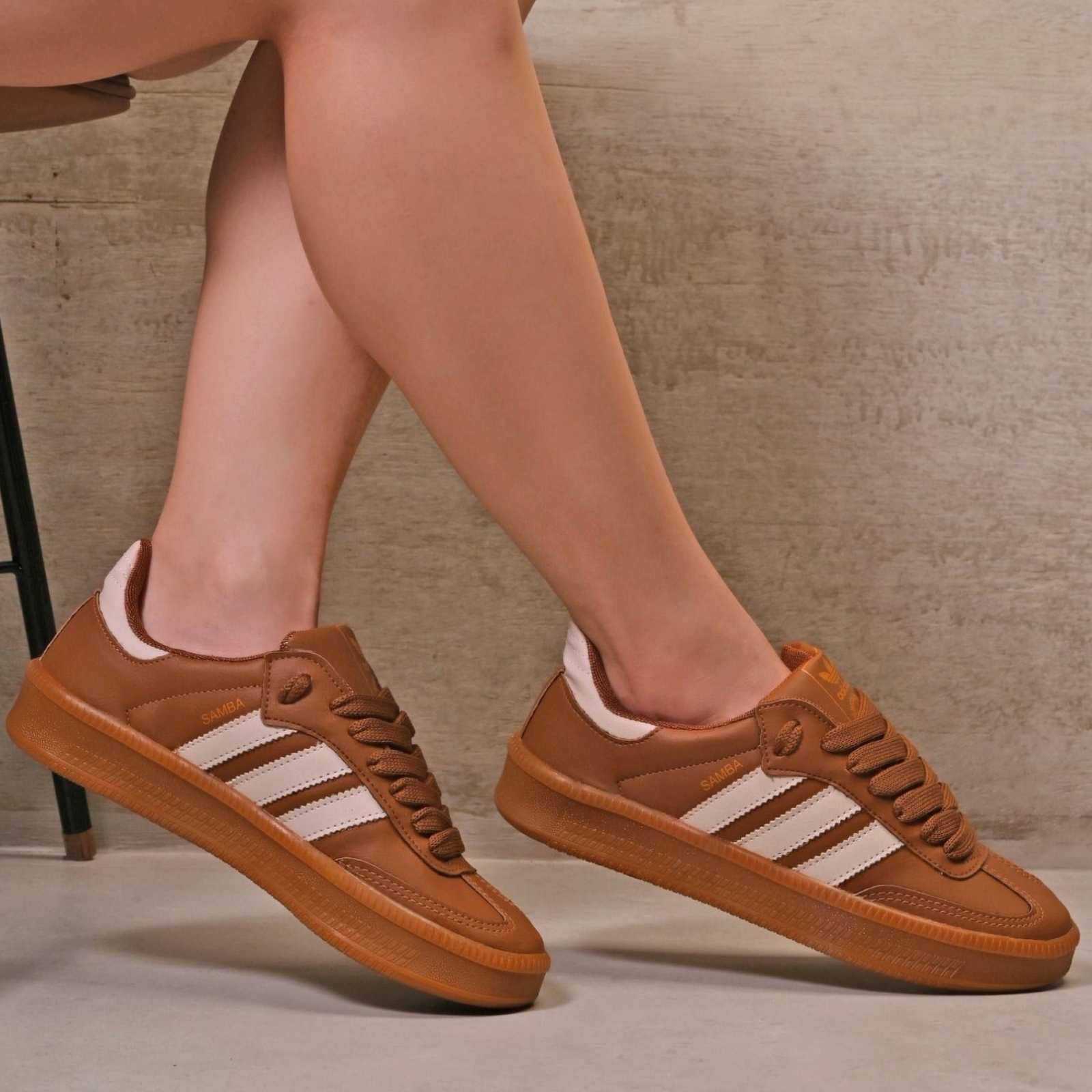 Tênis Adidas Samba XLG unissex com Plataforma - Imagem 4