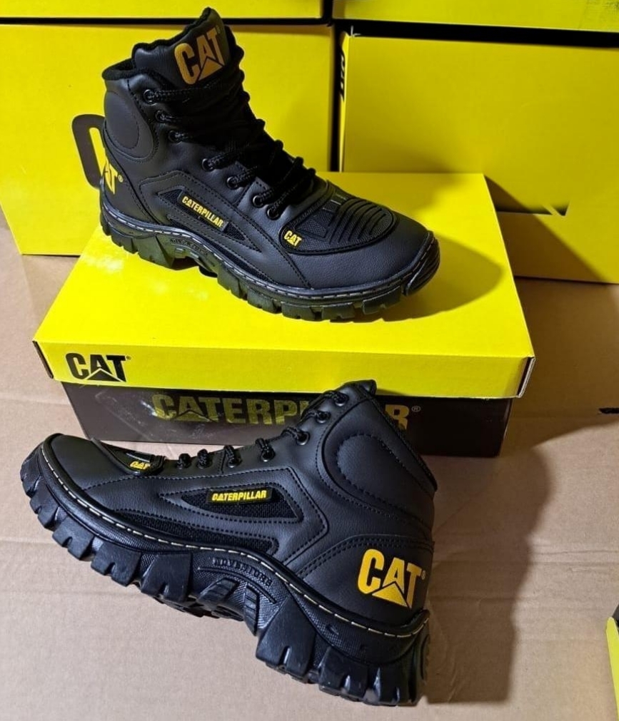 Bota Coturno Caterpillar CAT Masculina Preta Resistente Solado Tratorado Cano Médio