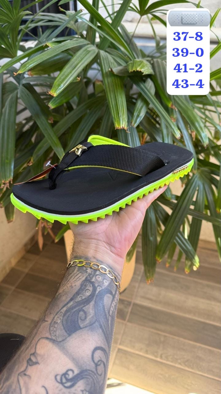 Sandália Kenner Masculino Tratorado Antiderrapante Confortável Preto Verde Casual
