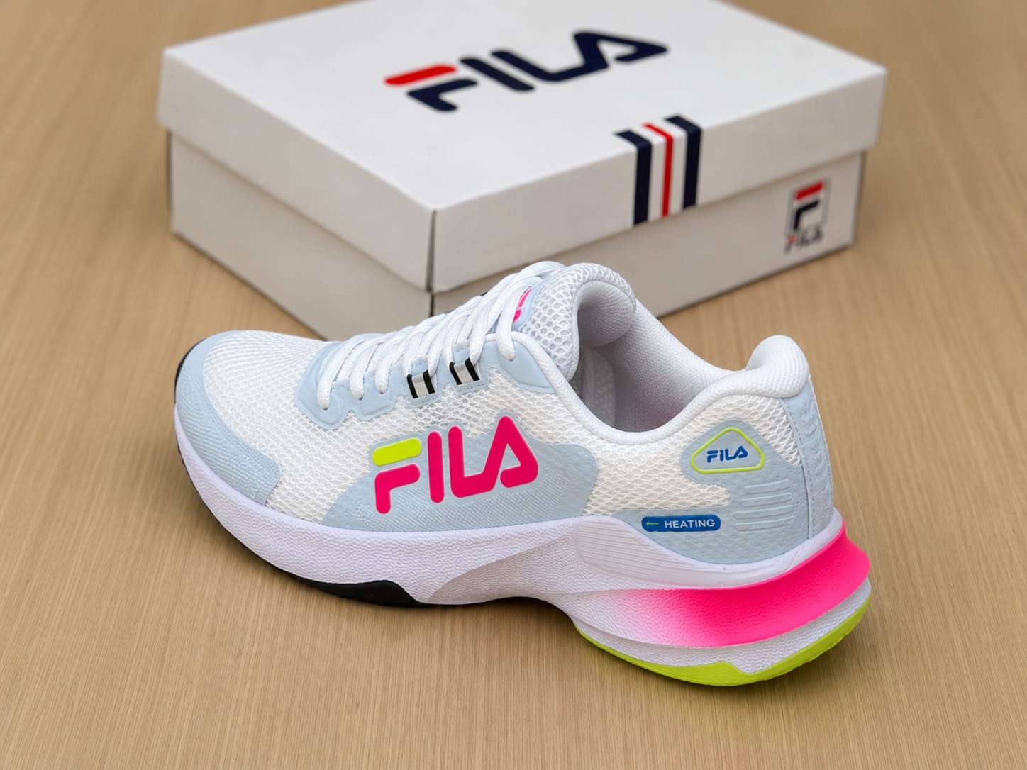 Tênis Esportivo Fila Feminino Branco/Rosa/Limão – Leve, Confortável e Respirável para Caminhada, Academia e Uso Diário - Imagem 4