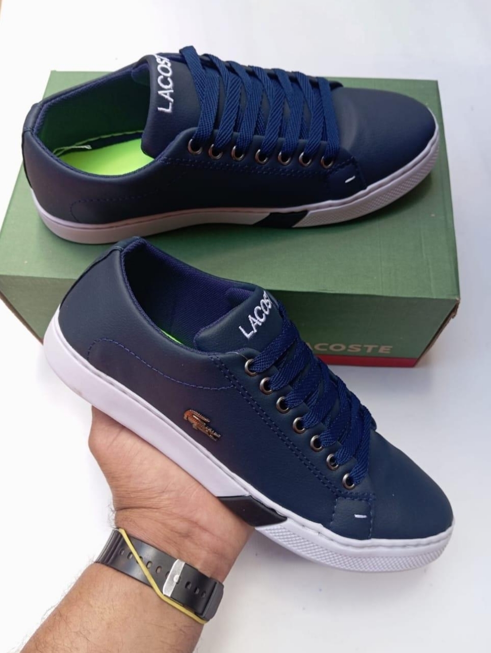 Tênis Casual Masculino Lacoste Azul Marinho – Conforto, Estilo e Versatilidade - Imagem 2