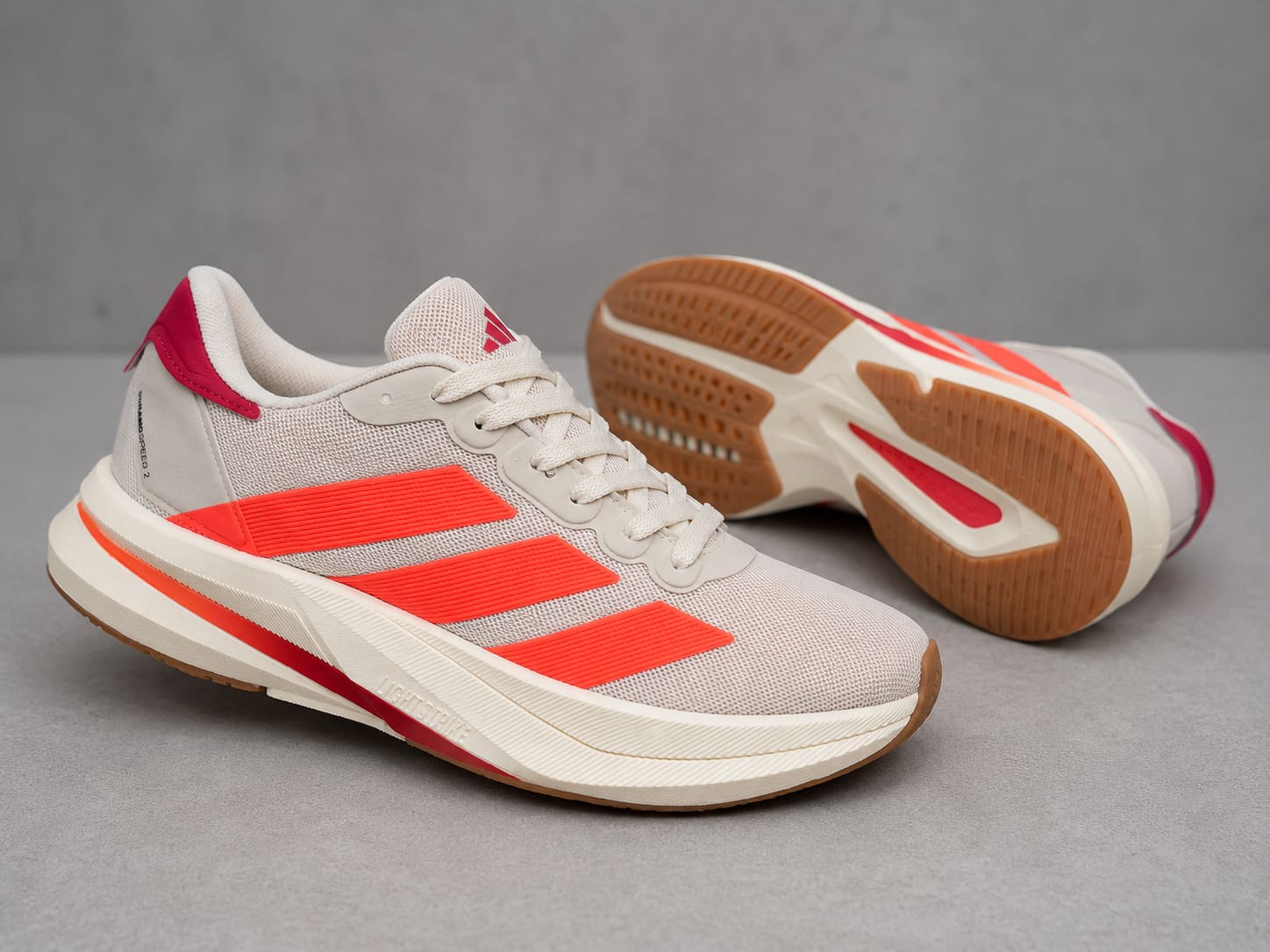 Tênis Esportivo Feminino Bege com Detalhes Coral – Leve, Confortável para Caminhada, Academia e Dia a Dia - Imagem 3